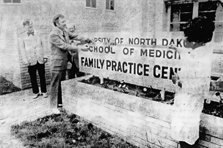 ribbon cutting in Minot 1975