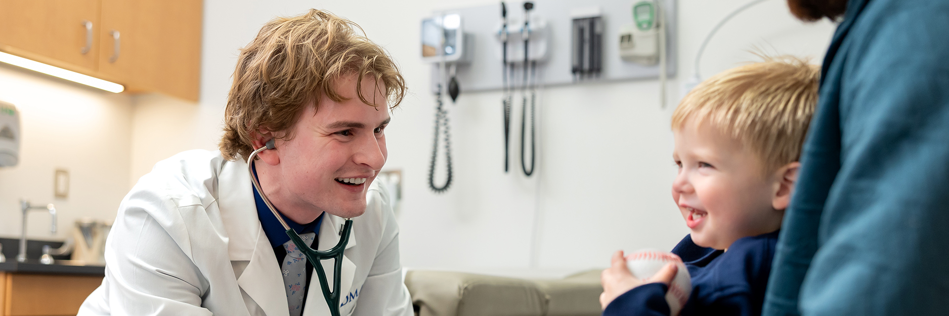 medical student with patient